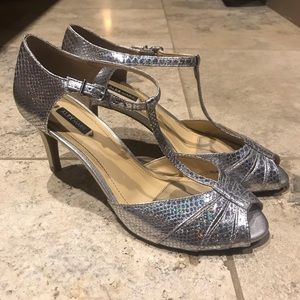 ALEX MARIE Iridescent Snake T Strap Heels